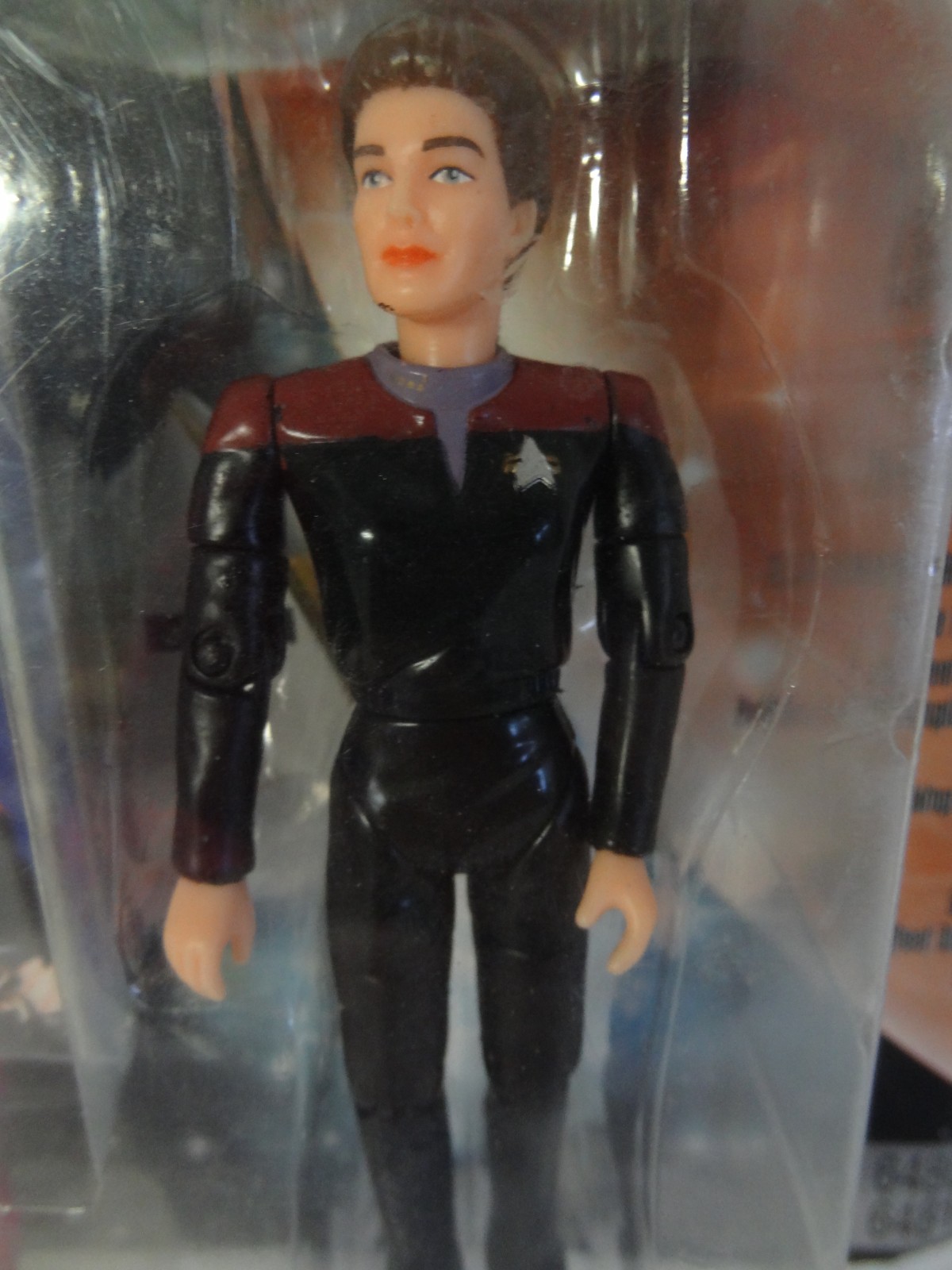 PLAYMATES STAR TREK VOYAGER CAPTAIN KATHRYN JANEWAY 6480/6481