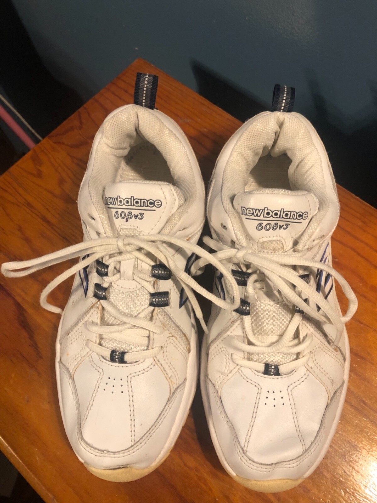 New Balance Womens 608 V3 White Running Shoes Lace Up