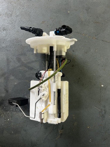 Pom 17040-ZX70A - Nissan Maxima Fuel Pump NEW OEM - 17040ZX70A