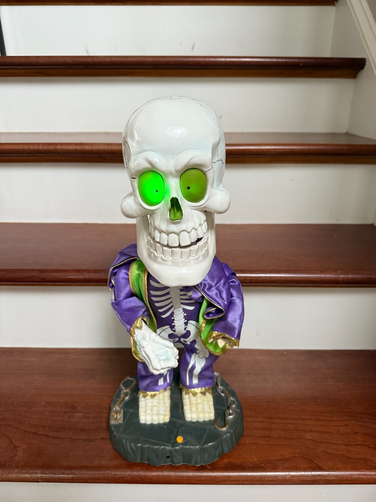 GEMMY Dancing Skeleton FREAKY GEEKS Halloween Play That