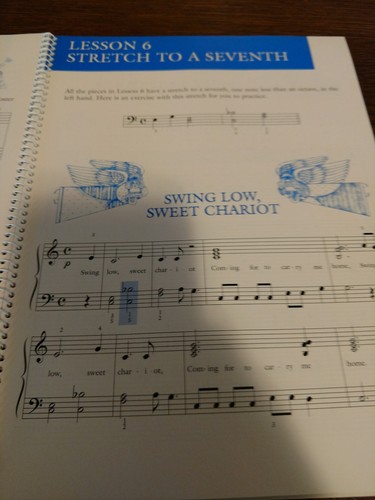 Piano Playing Popular Songs Made Easy