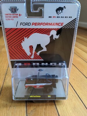 M2 Machines 1:64 Hobby Exclusives 1966 Ford Bronco Truck Limited Edition HS21