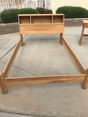 Brandt Ranch Oak 4-pc light oak Western Bedroom Set with white wax detailing