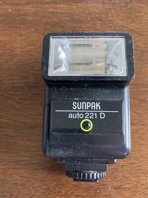 SS) Sunpak Auto 221 D Electronic Flash Unit Camera Accessory Dedicated For Canon