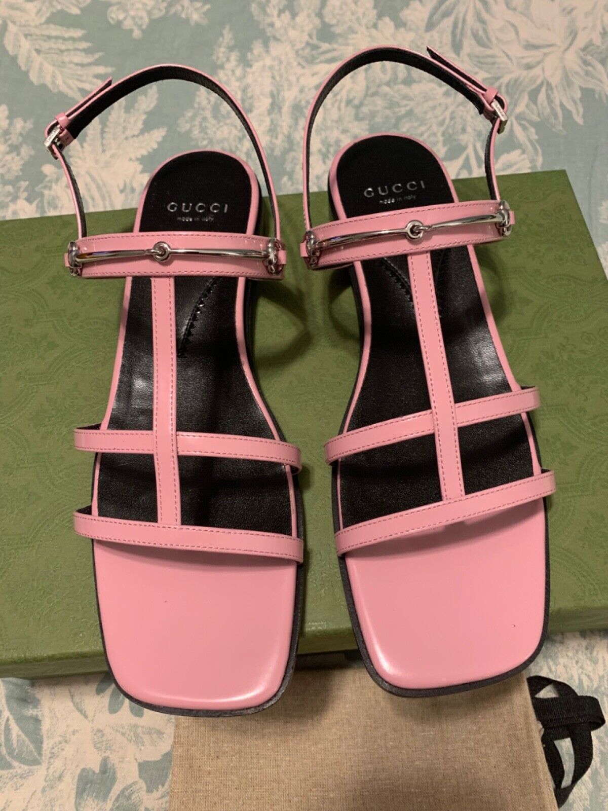 Gucci Horsebit Strappy Patent Leather Sandals Size EU40 US10 Gucci Horsebit Strappy Patent Leather Sandals Size EU40 US10