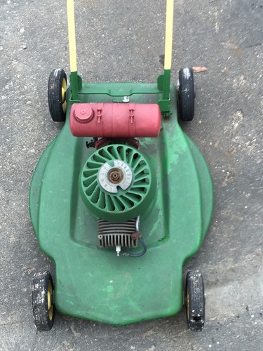 Vintage MONARK SILVER KING ALUMINUM DECK SMALL push mower - Parts/Repair