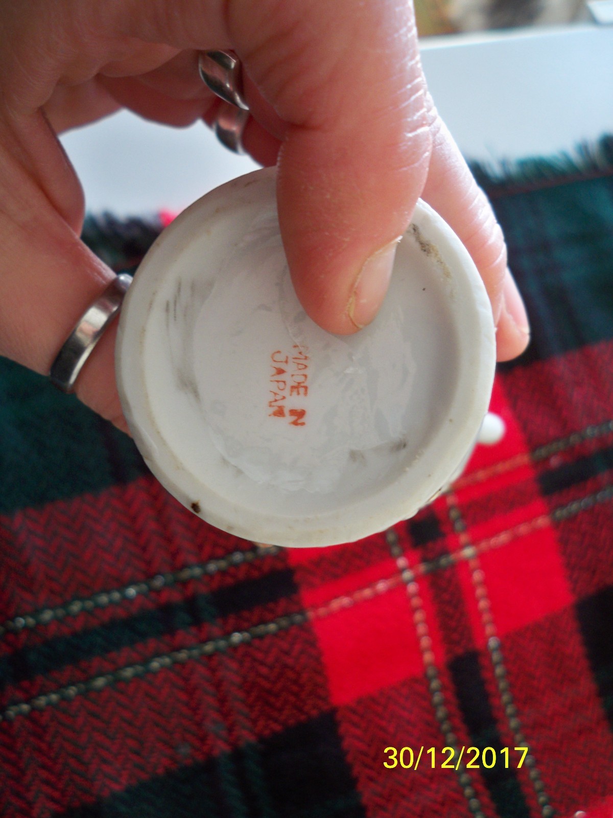 Vintage made in Japan Hobnail Style porcelain Vase with Applied Roses & gold