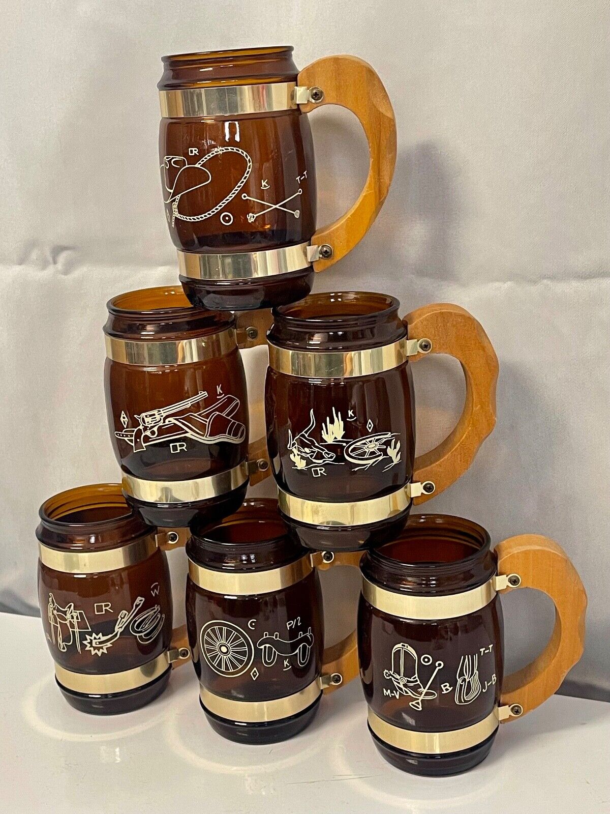 Vintage Siesta Ware Mugs Amber Glass Barrel Western Cowboy Vintage Siesta Ware Mugs Amber Glass Barrel Western Cowboy
