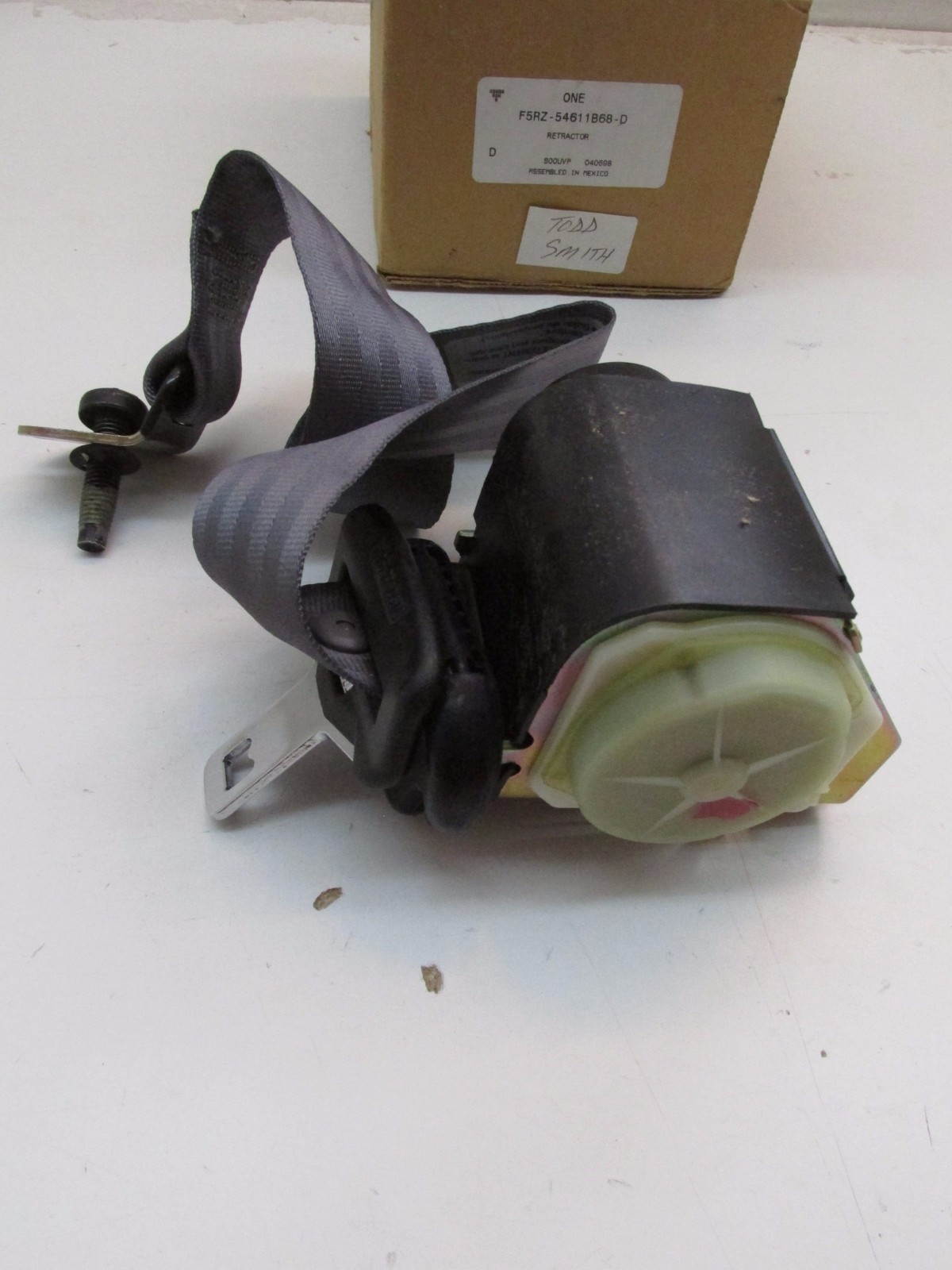 1995-1997 Ford Contour Mystique Right Rear Seat Belt Retractor F5RZ-54611B68-D