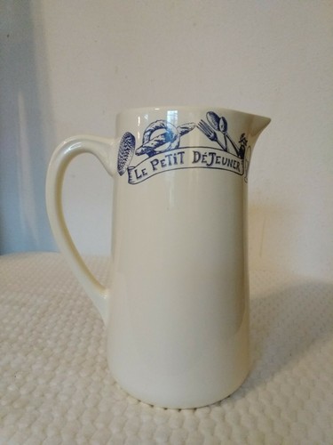 Pitcher, Let Comptoir De Famille, Le Petit DeJeuner, France