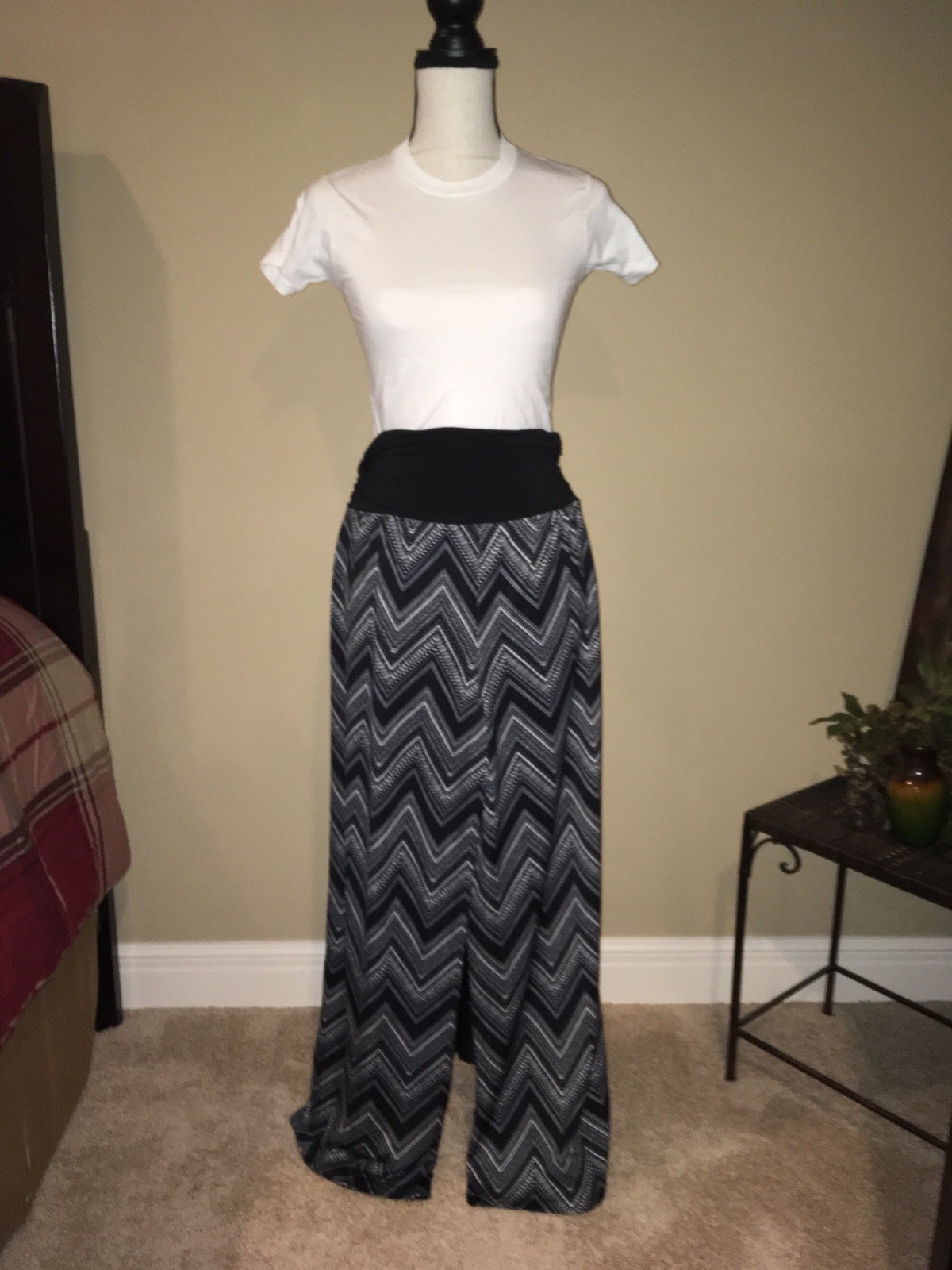 RETRO BOHO BELL BOTTOM Women’s SIZE LG HIPPIE DISCO 70’s New Vintage UniqueFlare