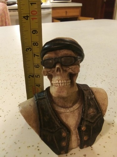 Pacific Giftware Skeleton