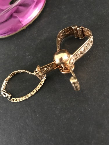 Vintage ABON 14K Gold Plated Floral Design Glove Ring Holder - Purse Attachment