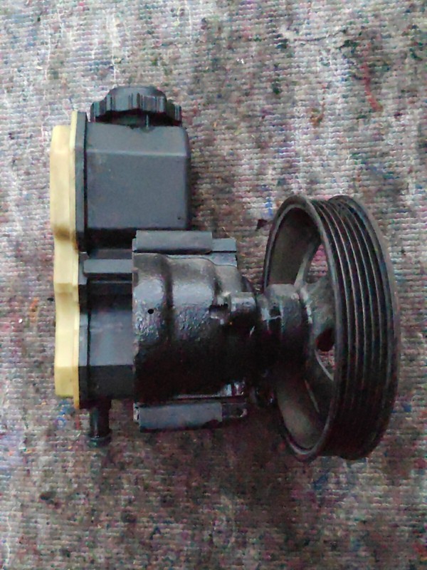 Original Opel Vectra B J96 Servopumpe Lenkhilfepumpe 90495957 Hn