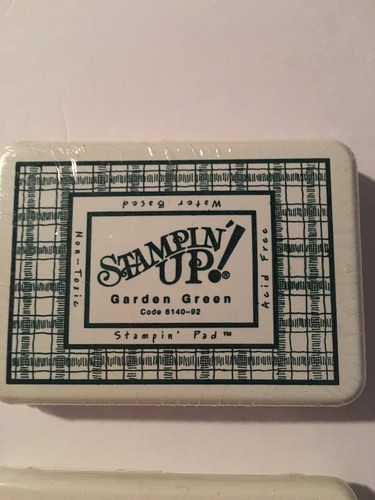 STAMPIN' UP!  lot of 2 Old Style stamp pads sealed YELLOW Banana GARDEN GREEN