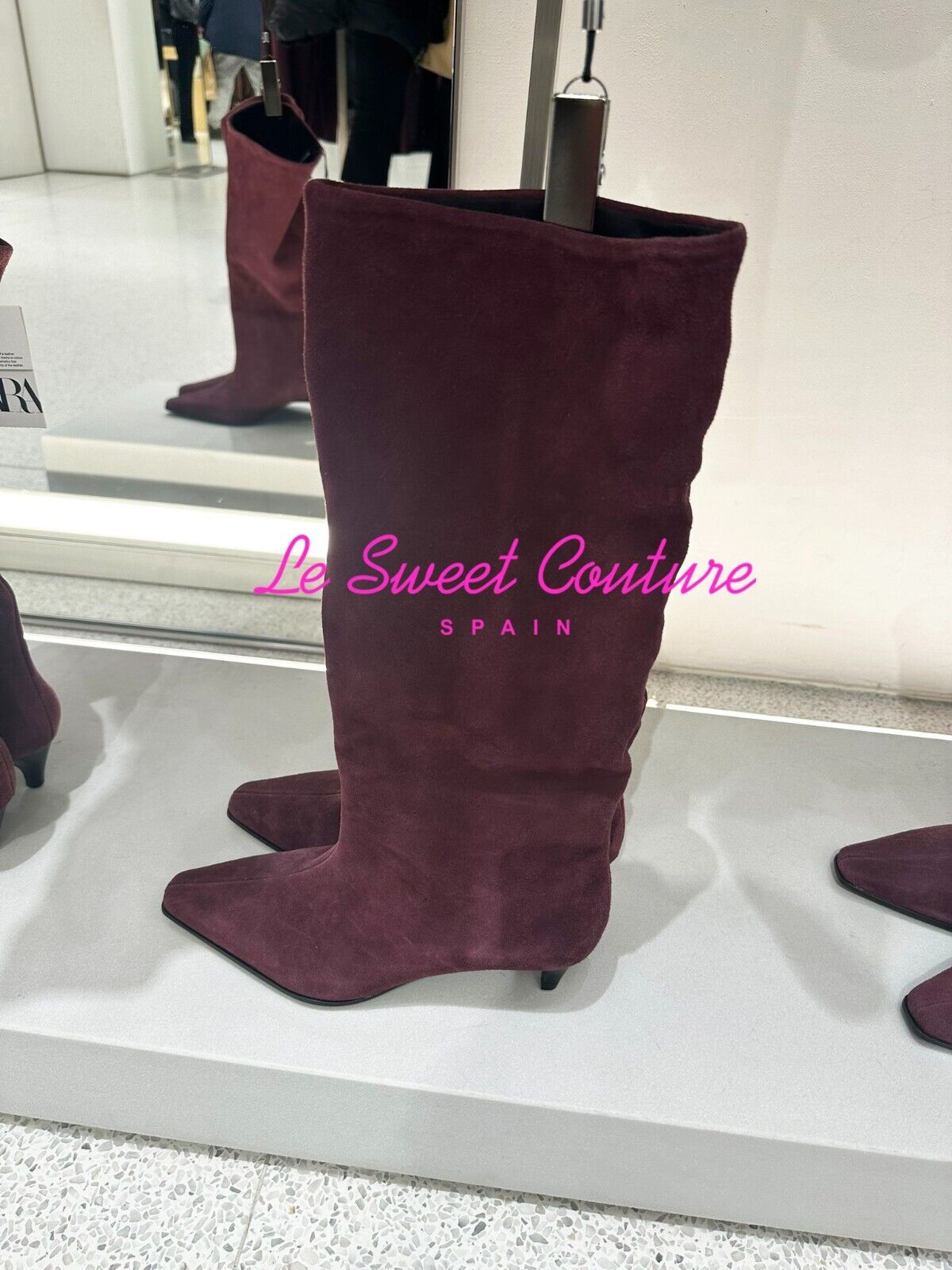 ZARA WOMAN NWT SS25 SUEDE KITTEN HEEL ANKLE BOOTS BURGUNDY ZARA WOMAN NWT SS25 SUEDE KITTEN HEEL ANKLE BOOTS BURGUNDY