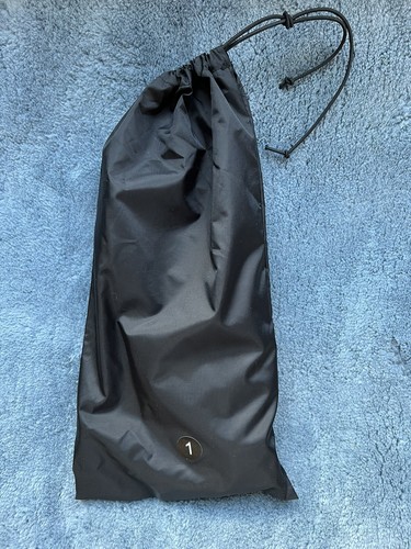新品未使用　yeezy pods $_12.JPG?set_id=880000500F
