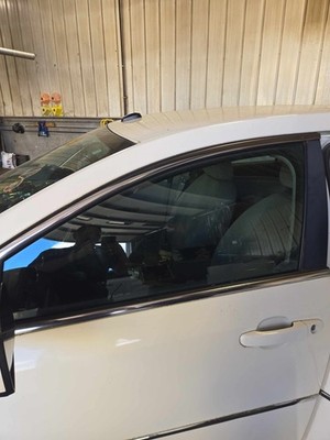 Used Left Front Door Glass fits: SATURN AURA Left 07 08 09