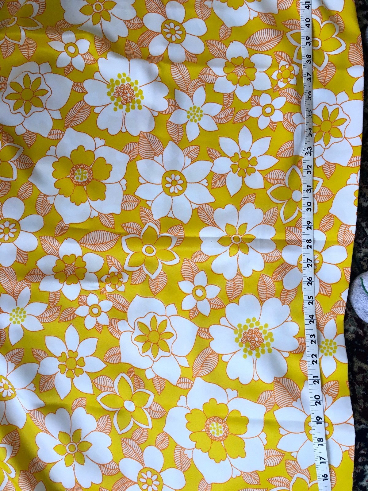 FABULOUS Vtg MID MOD Polyester Fabric 60s 70s Yellow Floral 51