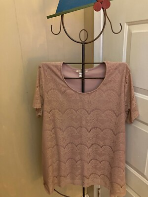 Coco's Clozet (1X) sheer thistle color pullover short sleeve blouse w/ lining.