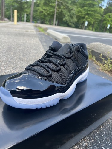 靴 Air Jordan 11 Retro Low Space Jam 31cm Nike Jordan 11 Retro Low Space Jam Black Patent Leather Men