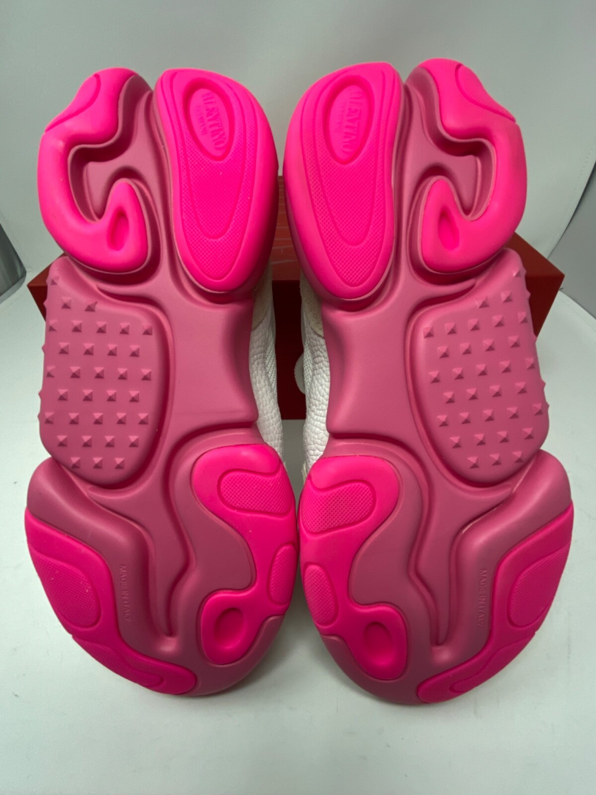 Pre-owned Valentino Garavani Bubbleback Mesh & Suede Chunky Sneakers White Fuchsia Us 9 42