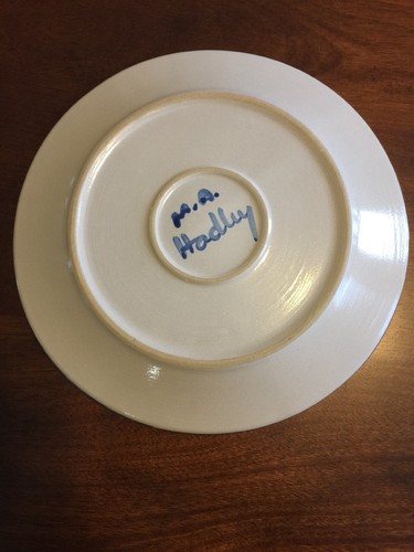 Vintage MA Hadley M A Louisville Stoneware 11” Plate Farmhouse Pig