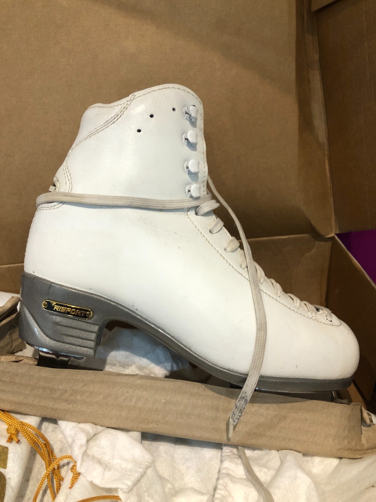 Risport RF4 ice skates size 4.5 white figure skating 9 and 3 quarter