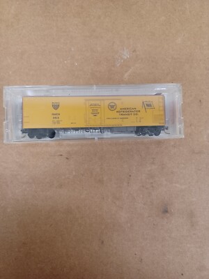 Micro Trains N-Scale 51' 3 3/4'' Rivet Side Mechanical Reefer 1994
