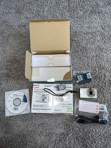 Canon PowerShot Digital SD1100 IS / Digital IXUS 80 IS 8.0MP Camera With Charger