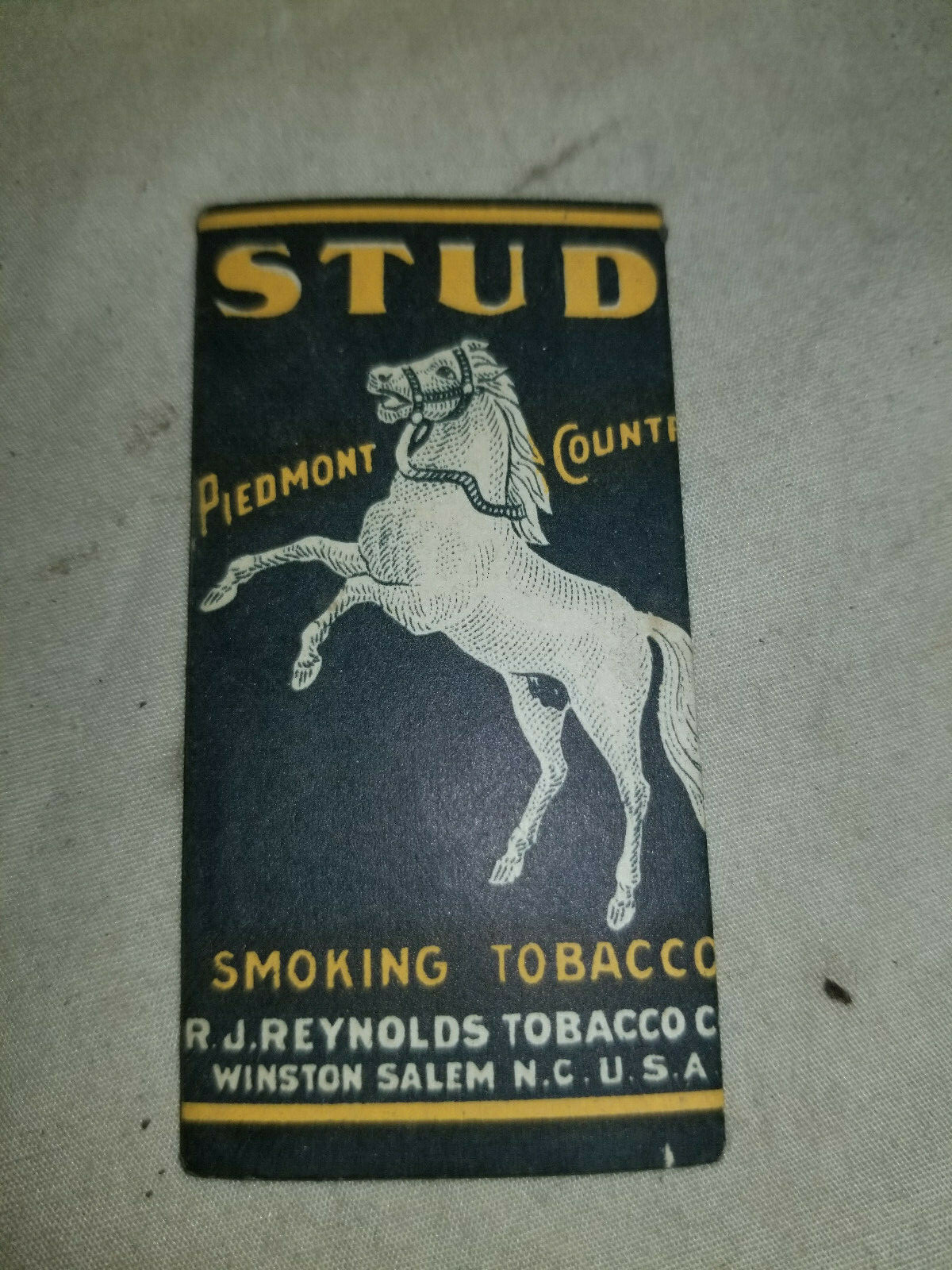 Vintage Stud Smoking Tobacco Rolling Papers Horse Piedmont Country RJ  Reynolds