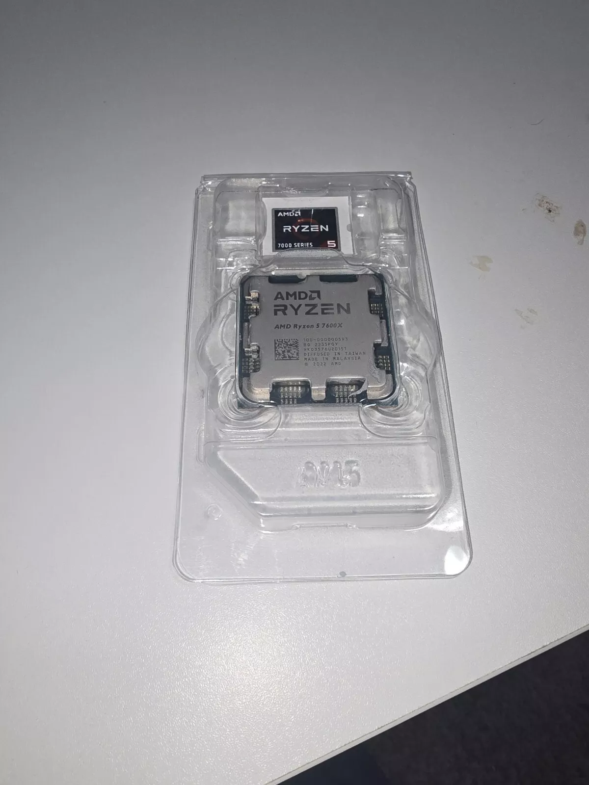 AMD Ryzen 5 7600X Processor (Zen 4) 6-Core 4.7GHz AM5 105W