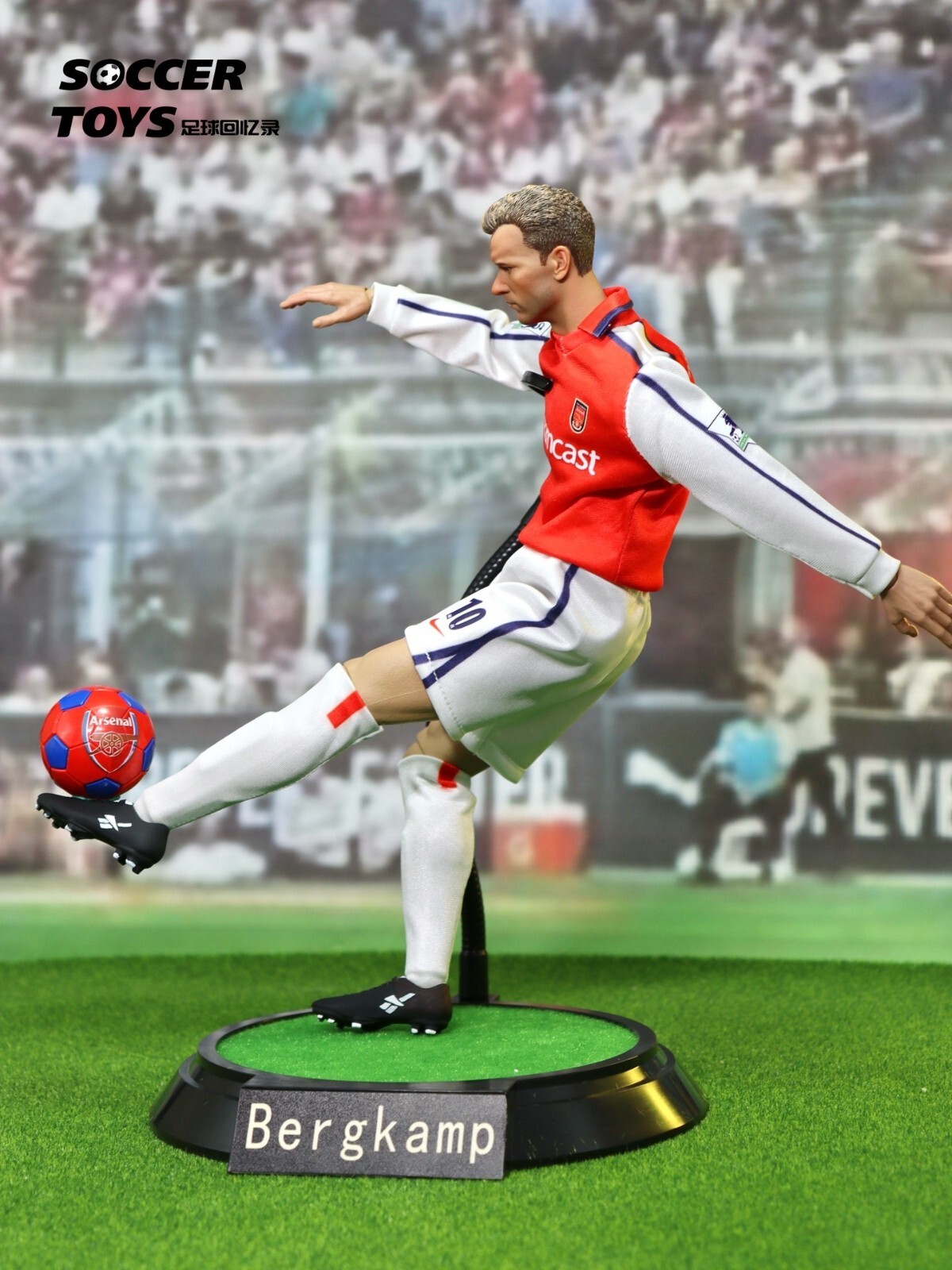 323★サッカー★dennis bergkamp★prostars★フィギュア 323☆サッカー☆dennis bergkamp☆prostars☆フィギュア
