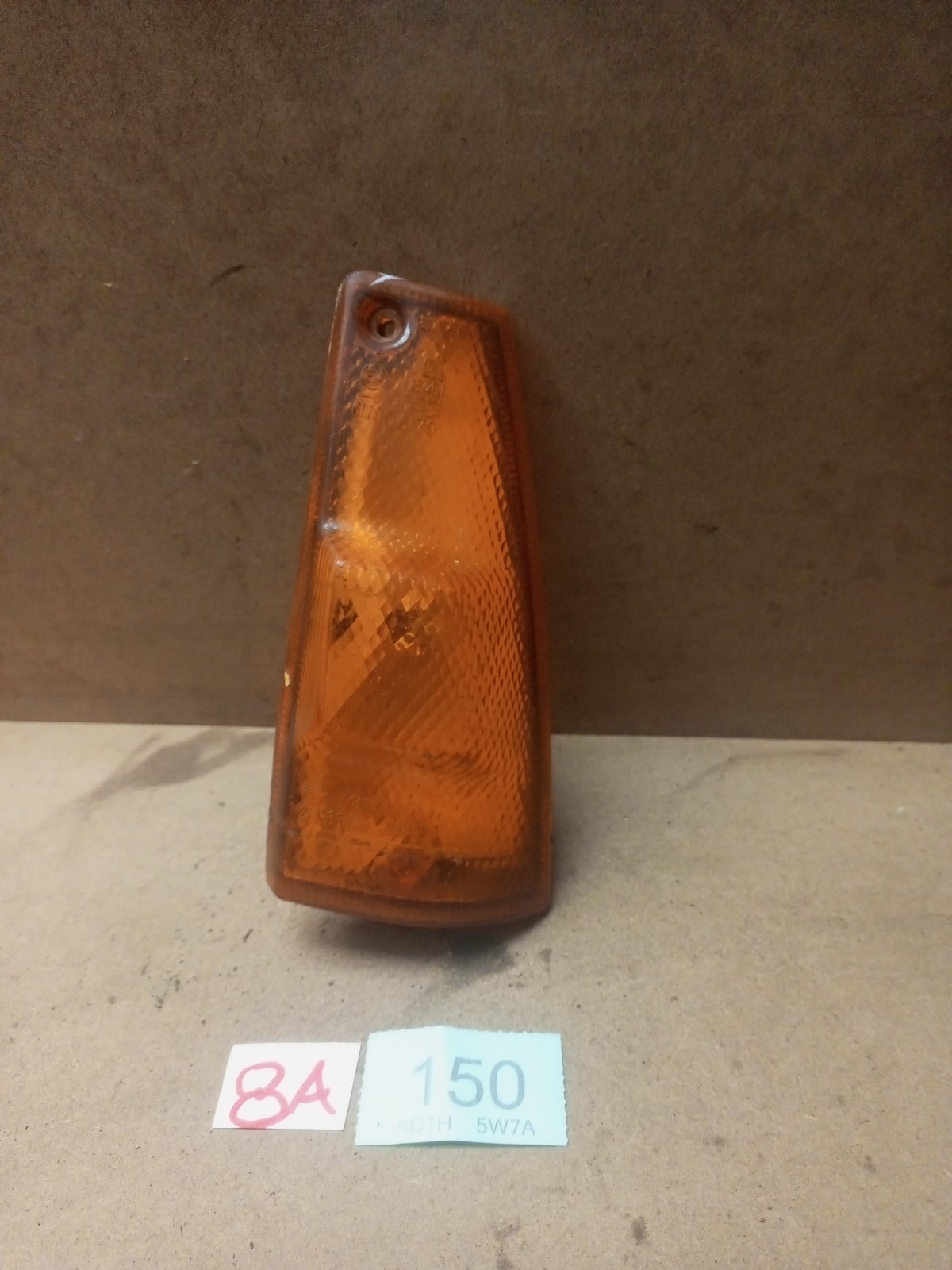 NISSAN MICRA DRIVER SIDE FRONT INDICATOR 21463151R #8A150