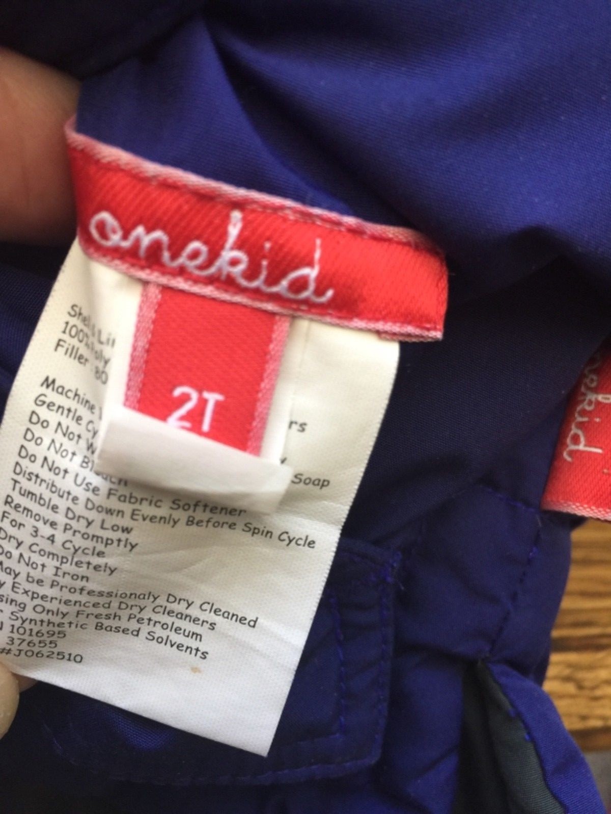 OneKid SIZE 2T Reversible Down Vest