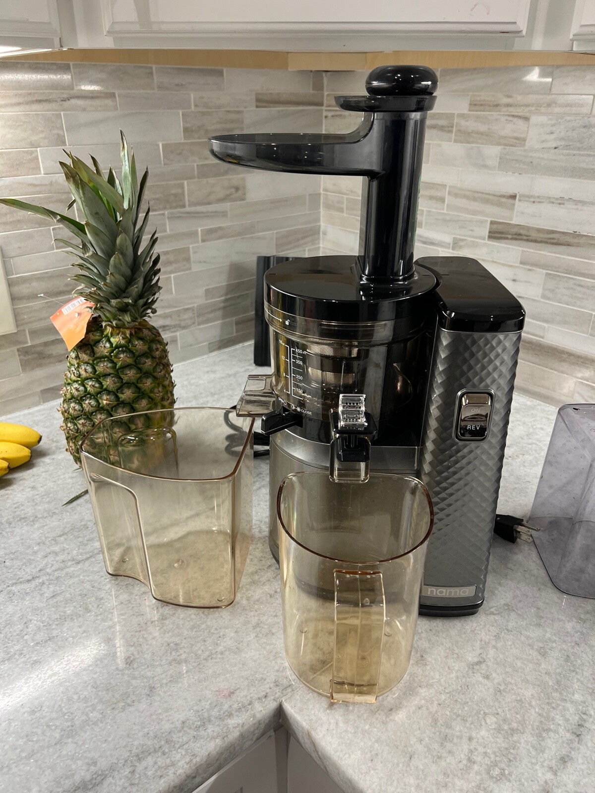 NWT Nama Cold Press Juicer Vitality 5800 RetailのeBay公認海外通販｜セカイモン