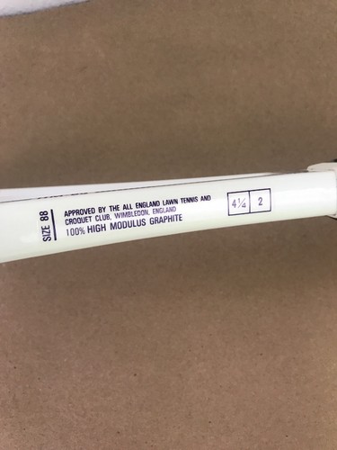 Wimbledon HM 88 Tennis Racquet Grip 4 1/4 Very Good Used Condition White