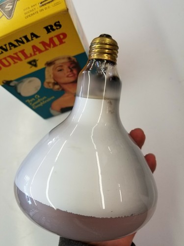 VINTAGE USED SYLVANIA 1950S RS SUNLAMP REPLACEMENT LIGHT BULB WITH BOX UNTESTED