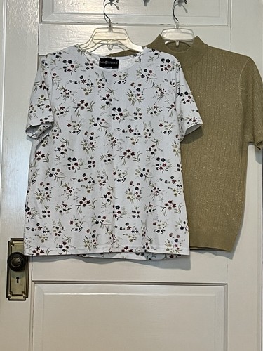 Lot Of 2 Vintage 80s 90s Sag Harbor Medium floral & Gold Thread Pullover Tops