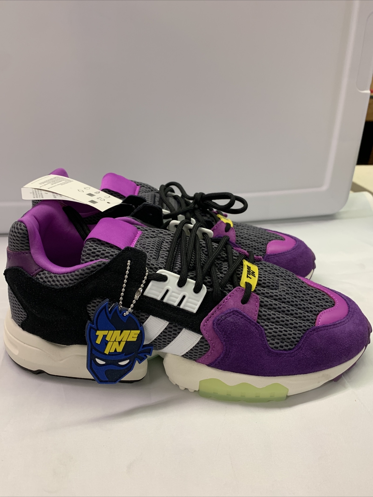 adidas torsion size 11