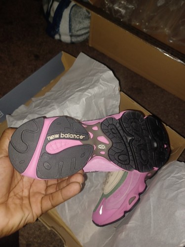 New Balance 1000 Real Pink Sandstone Shock absorption and
