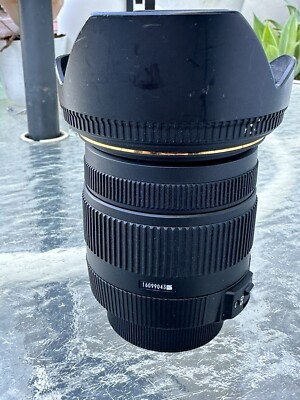 Sigma 17-50mm f2.8 EX DC OS HSM Zoom Lens for Nikon - plus Lens Hood