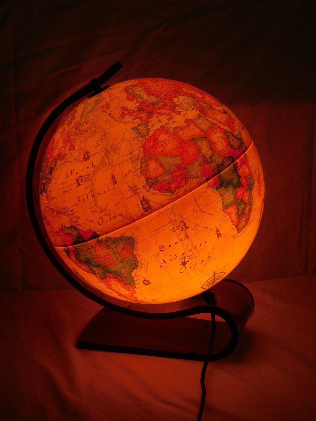 Vintage 1988 Lighted 13