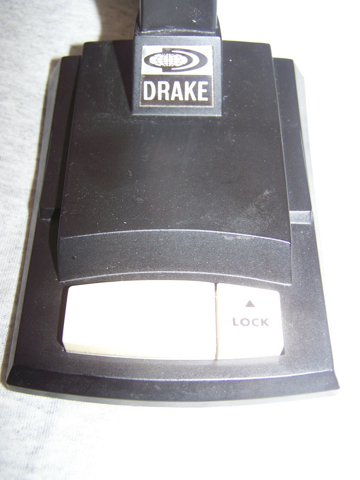 DRAKE 7077 DESK MICROPHONE FOR TR7 TR7A