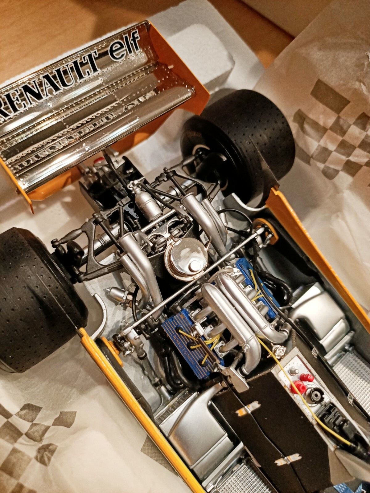 サントスピンク エグゾト RENAULT RE20 TURBO | mcshoescolombia.com.co