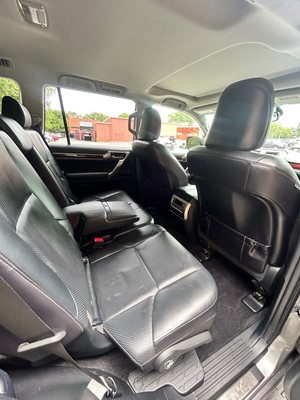 image 4 of interior