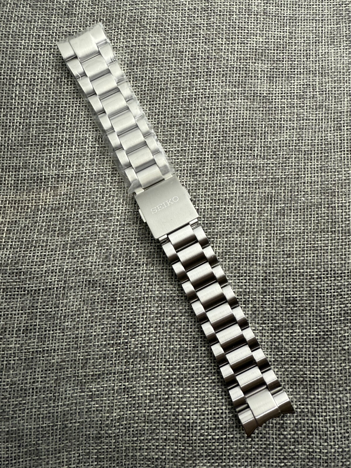 SEIKO PANDA V192-0AH0 SSC911 SSC913 SSC915 bracelet Metal