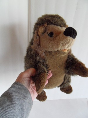 Steiff  hedgehog porcupine large  button flag stuffed animal Germany 2179