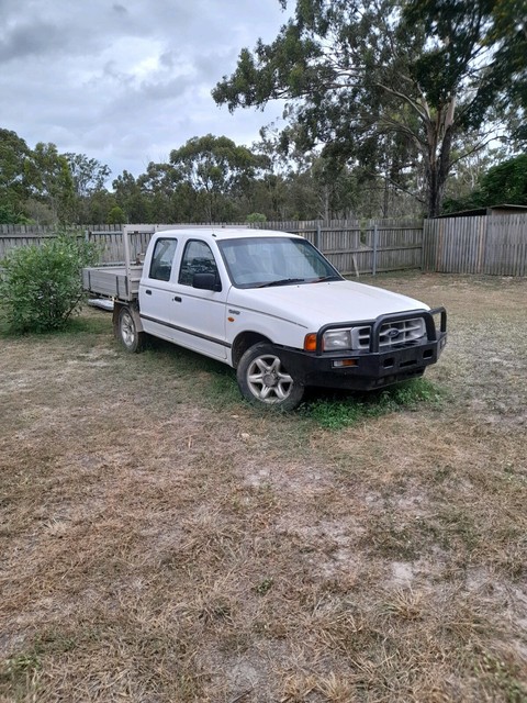 Ford courier 2001
