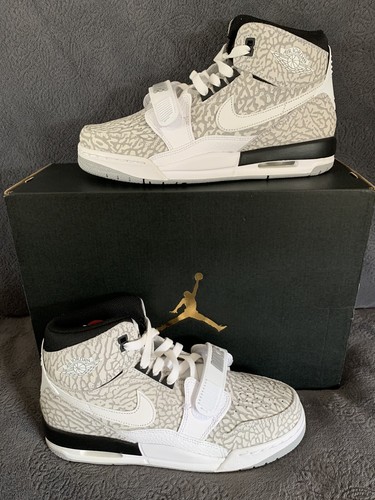 リ*ウ様 NIKE AIR JORDAN LEGACY 312 Nike Air Jordan Legacy 312 (GS) AT4040-100 Sz 6Y Wmns Sz 7.5